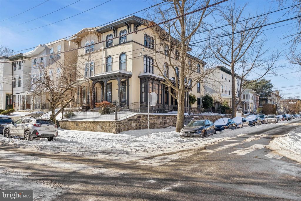 Photo of 418 N 32nd Street #3, PHILADELPHIA, PA 19104 (MLS # PAPH2577746)