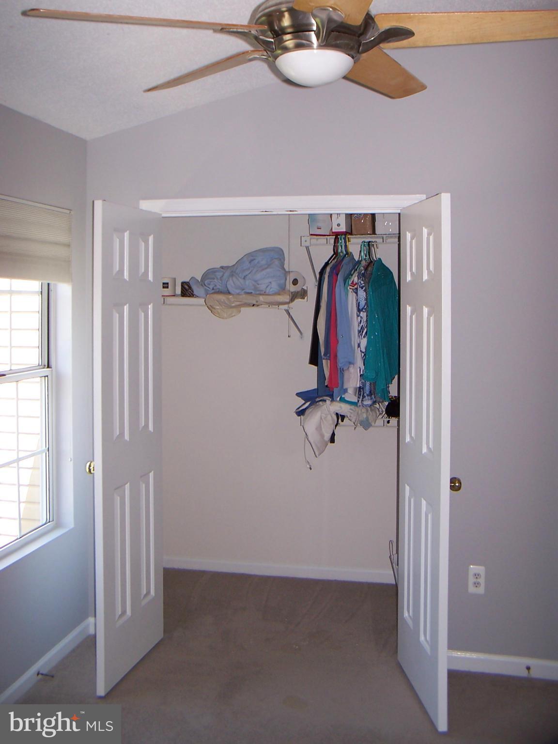 LANDSDOWNE - Residential