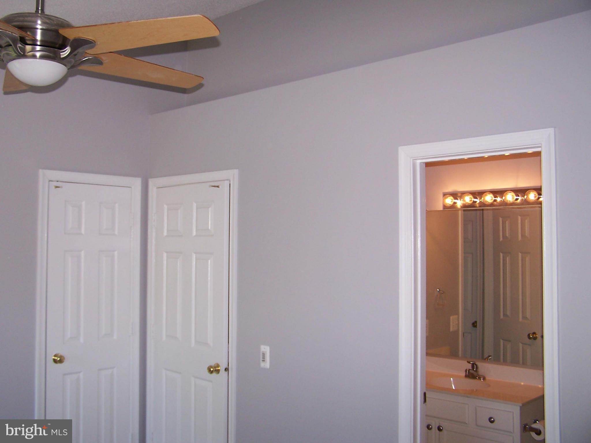 LANDSDOWNE - Residential