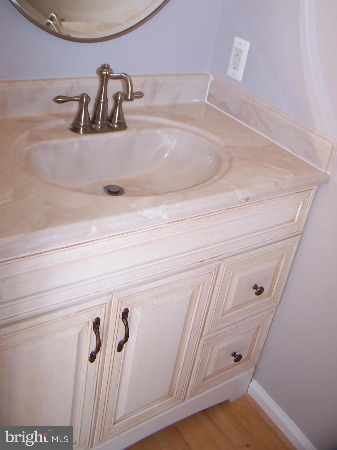 LANDSDOWNE - Residential