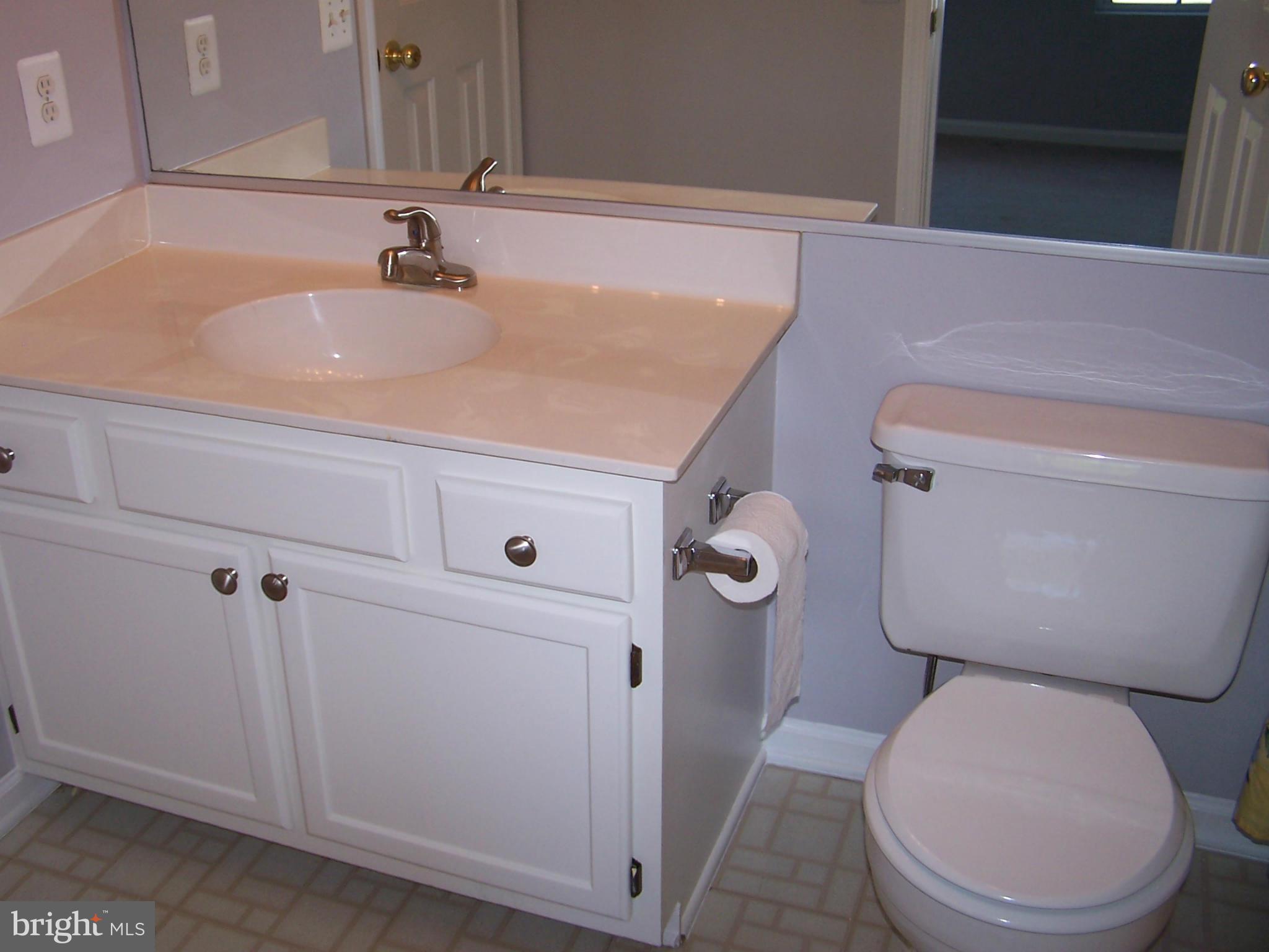 LANDSDOWNE - Residential