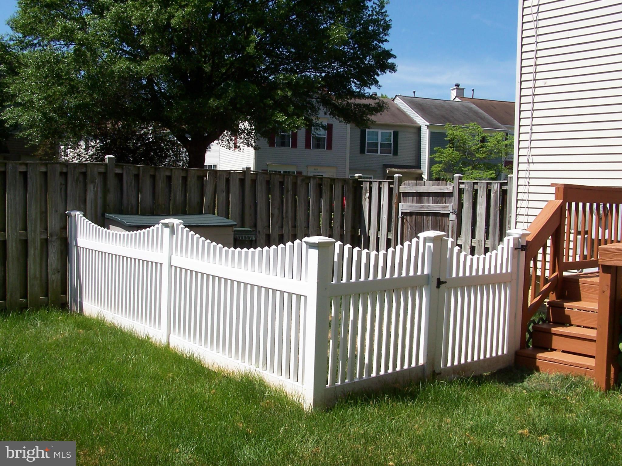 LANDSDOWNE - Residential