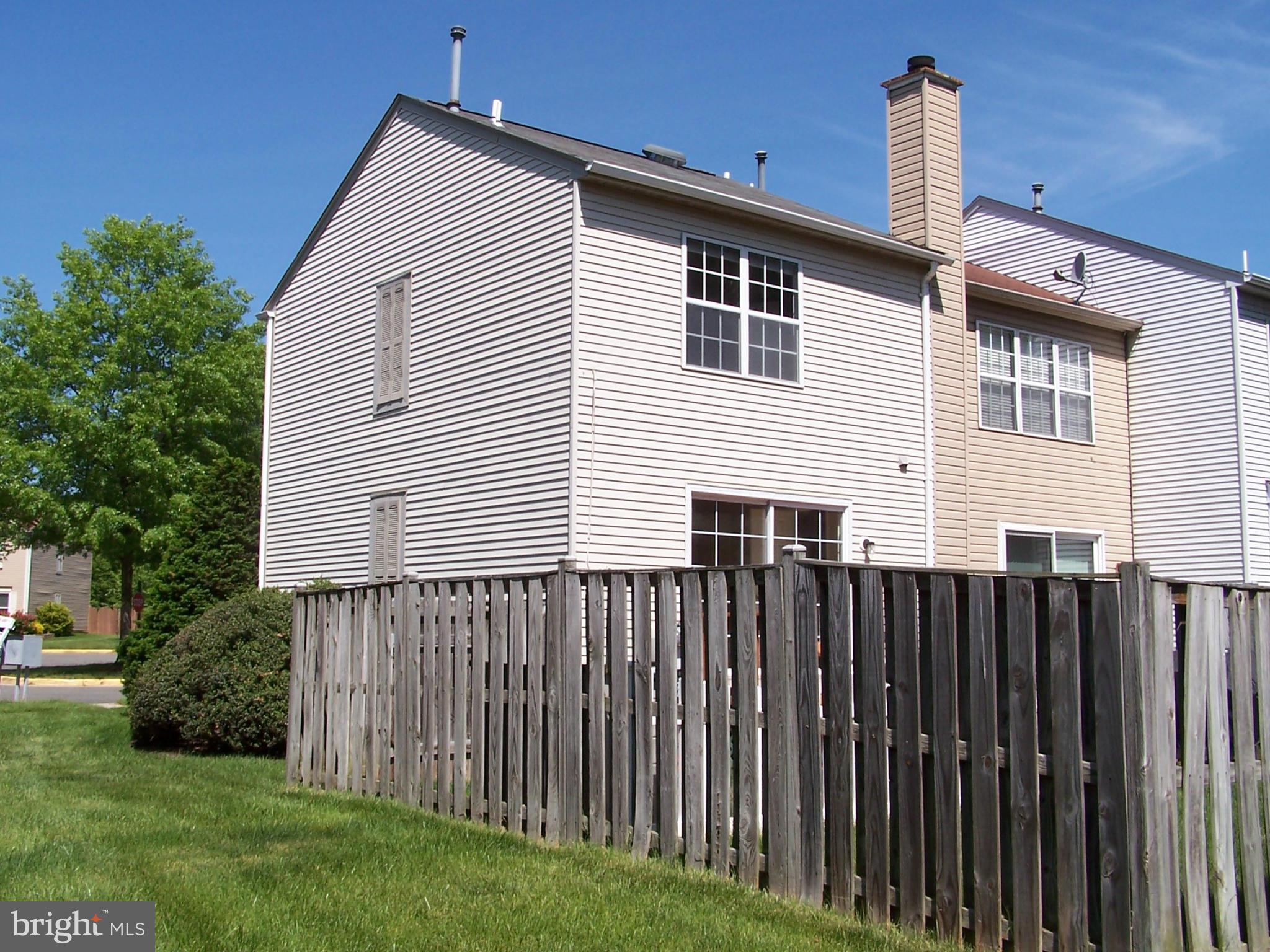 LANDSDOWNE - Residential