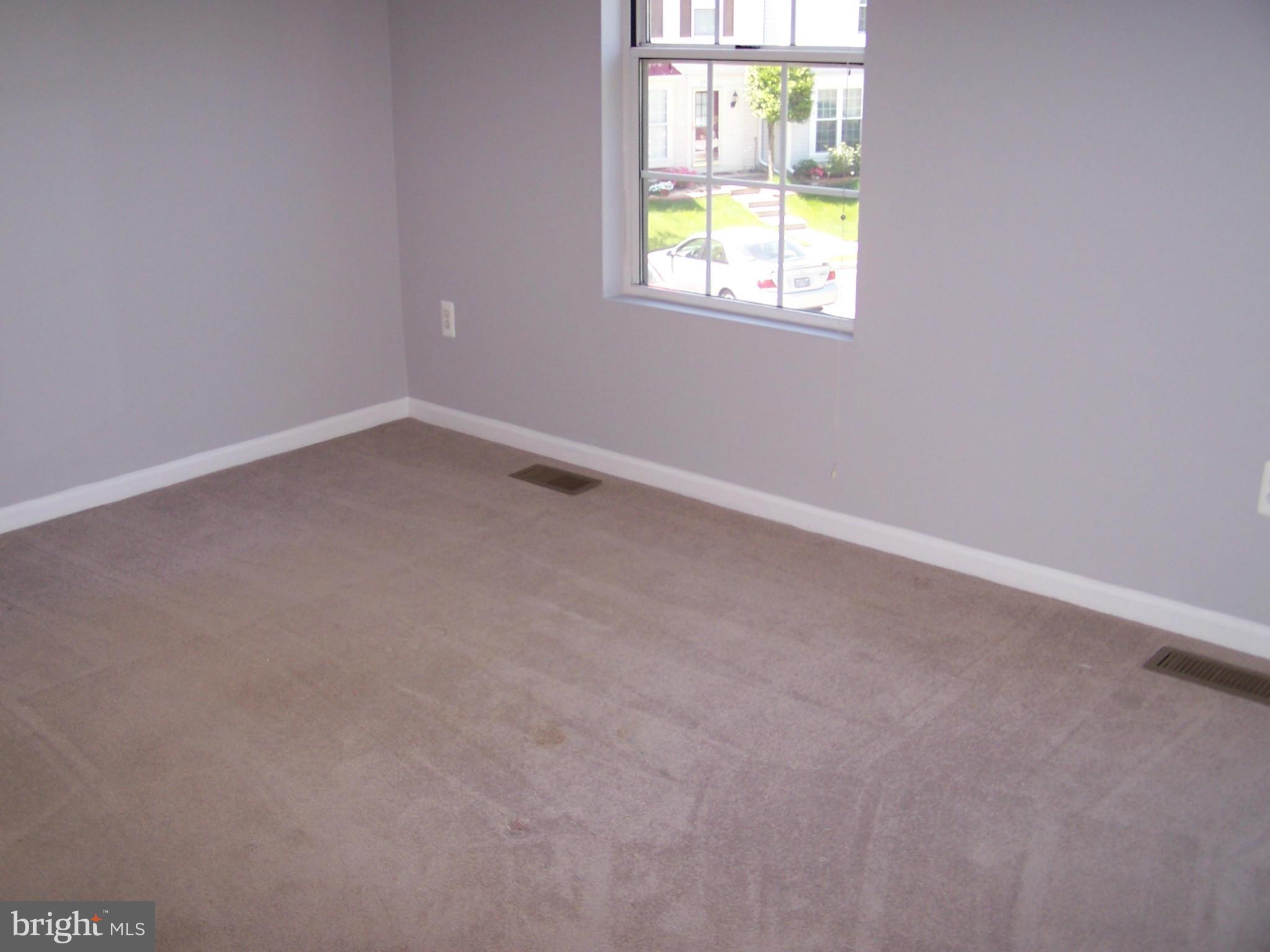 LANDSDOWNE - Residential