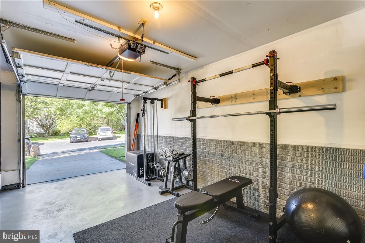 ASHBURN FARM - Residential