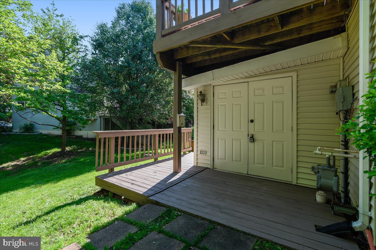 ASHBURN FARM - Residential