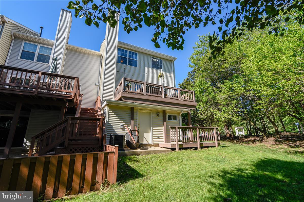 ASHBURN FARM - Residential