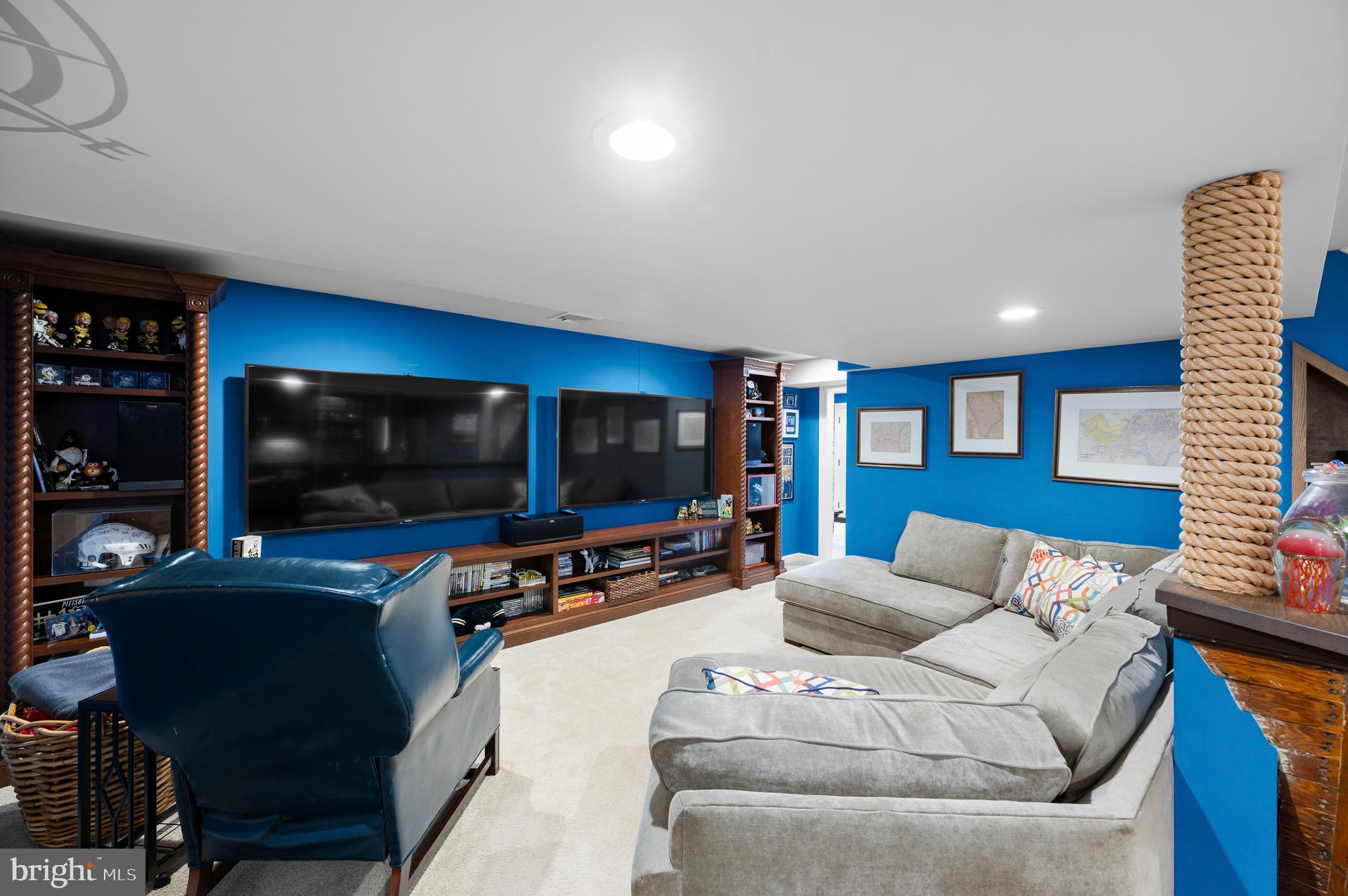 SOUTH WAYNE - Residential