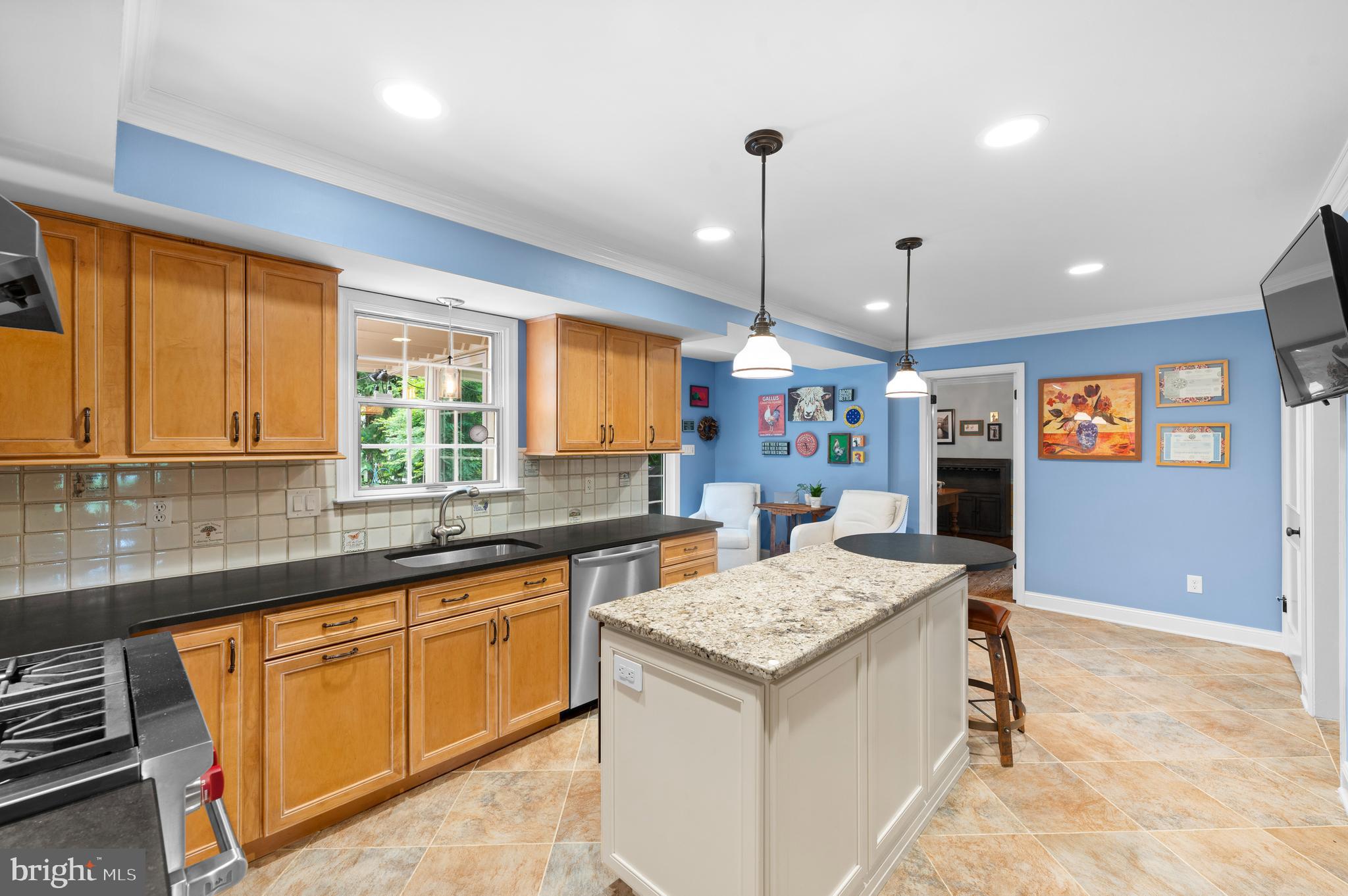 SOUTH WAYNE - Residential