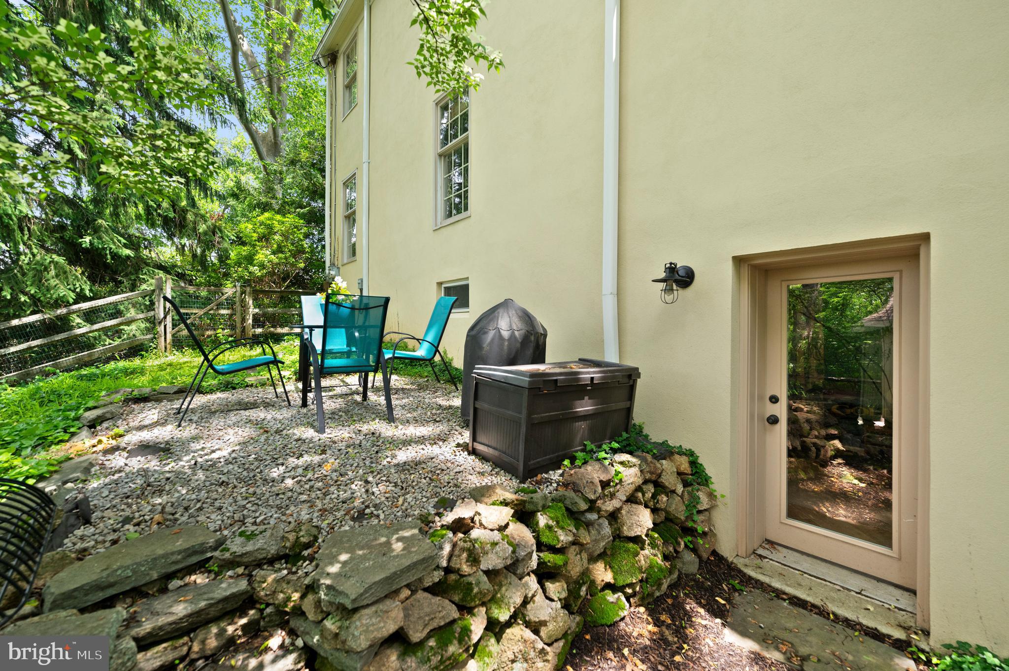 SOUTH WAYNE - Residential