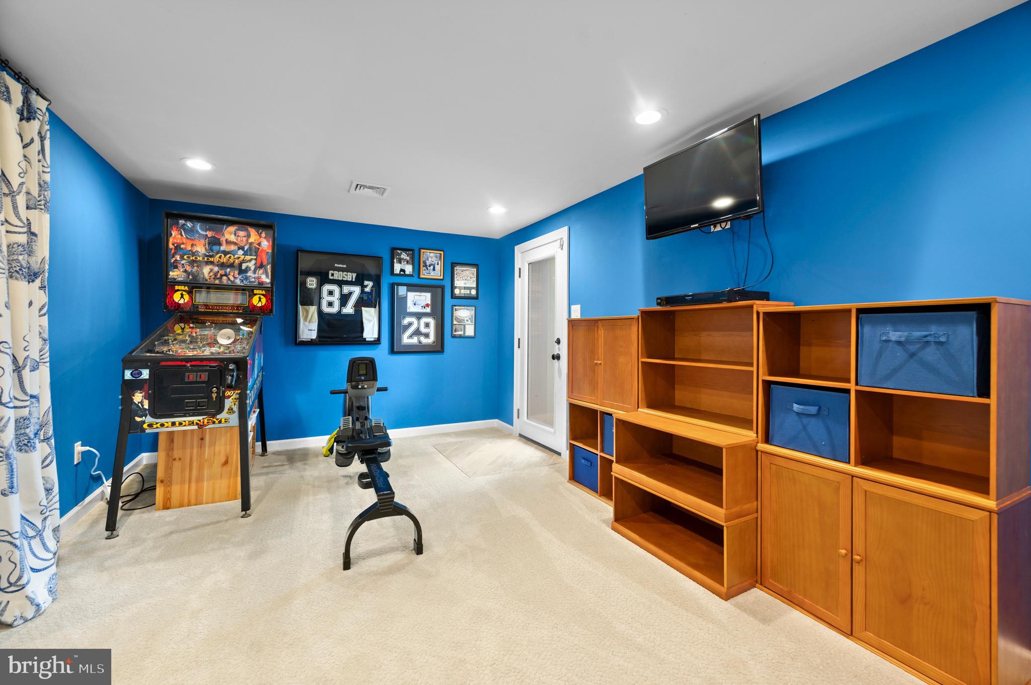 SOUTH WAYNE - Residential