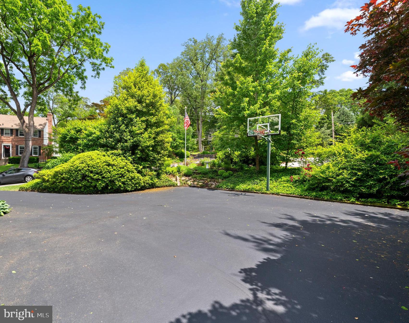 SOUTH WAYNE - Residential