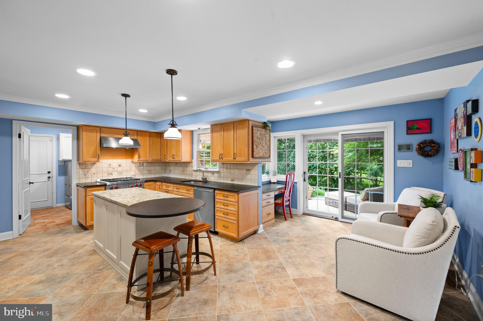 SOUTH WAYNE - Residential