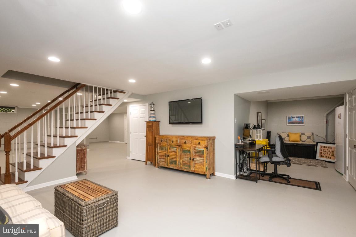 HIDDEN VALLEY - Residential