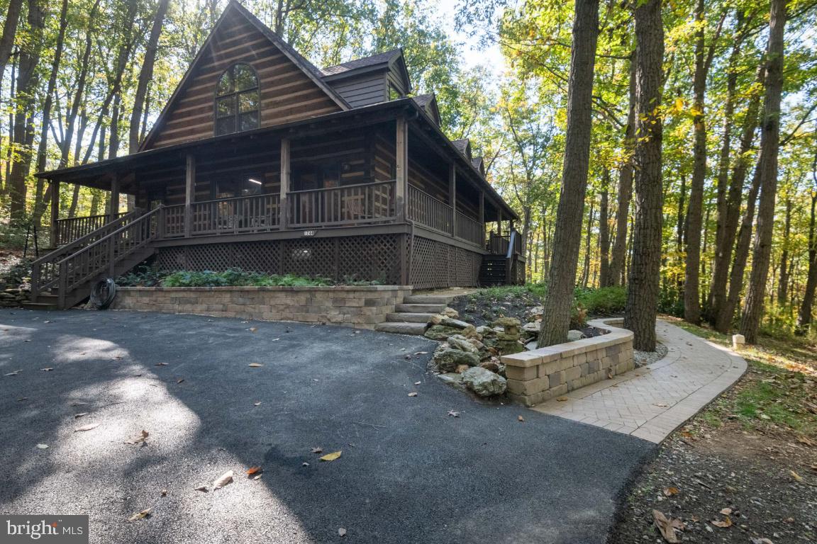 HIDDEN VALLEY - Residential