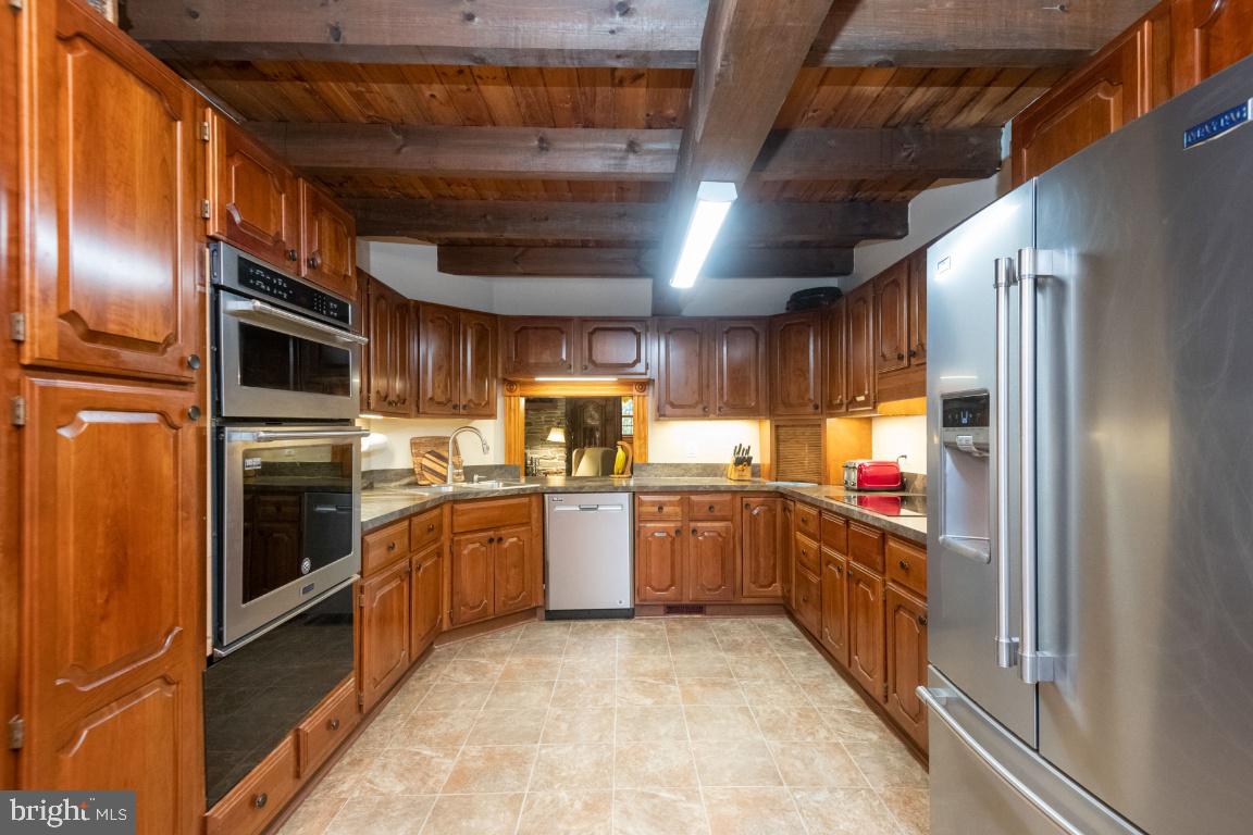 HIDDEN VALLEY - Residential