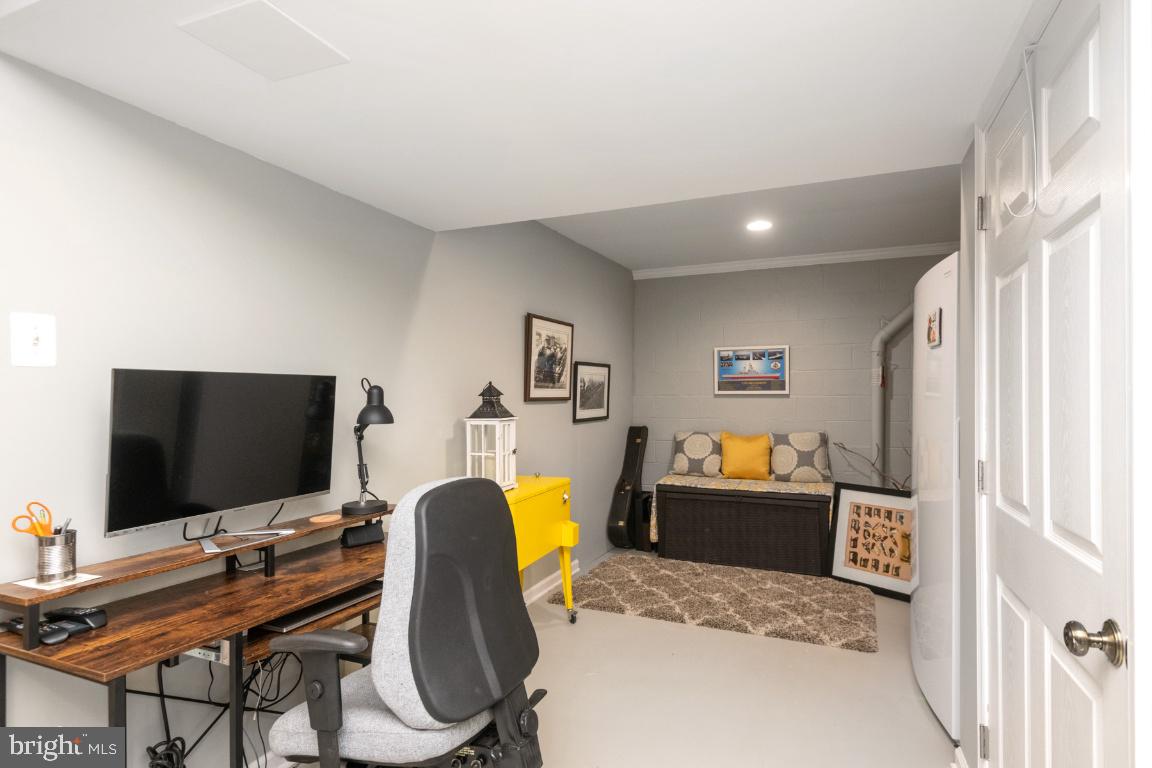 HIDDEN VALLEY - Residential