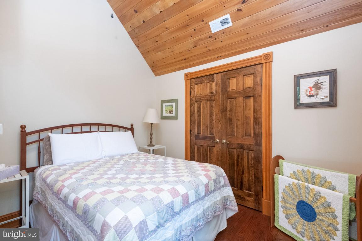 HIDDEN VALLEY - Residential