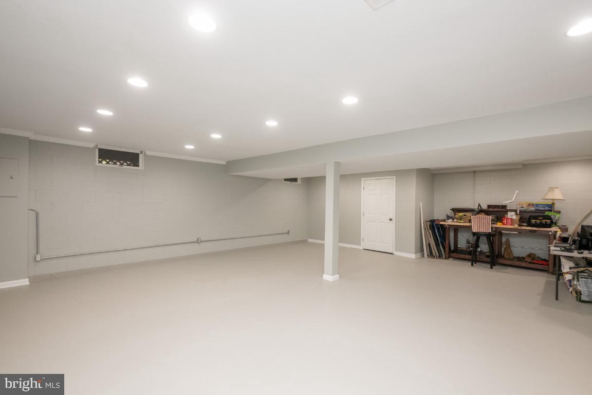 HIDDEN VALLEY - Residential