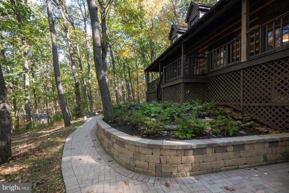 HIDDEN VALLEY - Residential