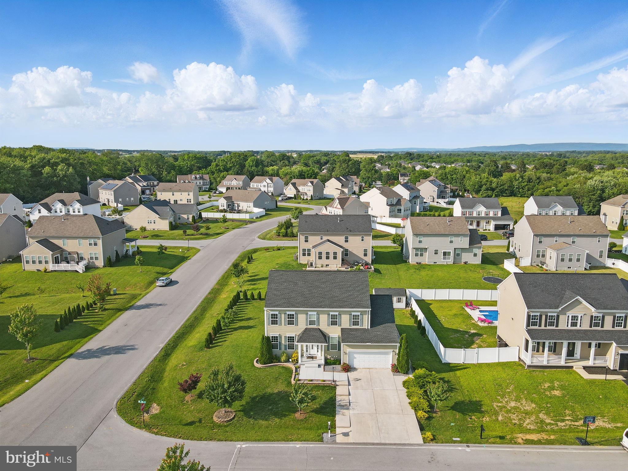 MAPLE VALLEY ESTATES - Residential