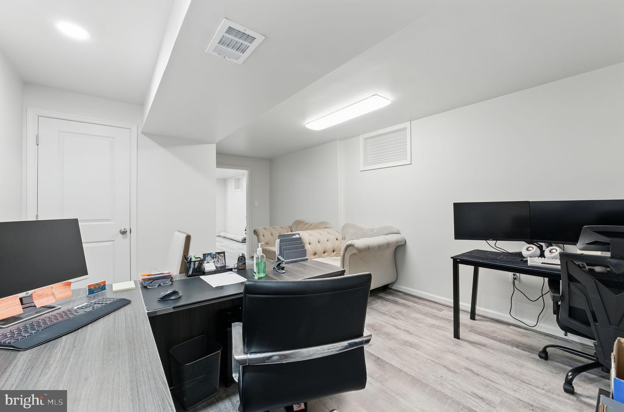 MAPLE VALLEY ESTATES - Residential