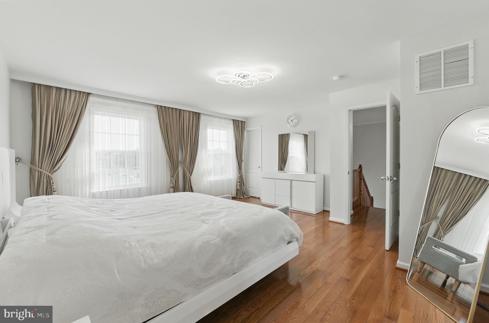 MAPLE VALLEY ESTATES - Residential