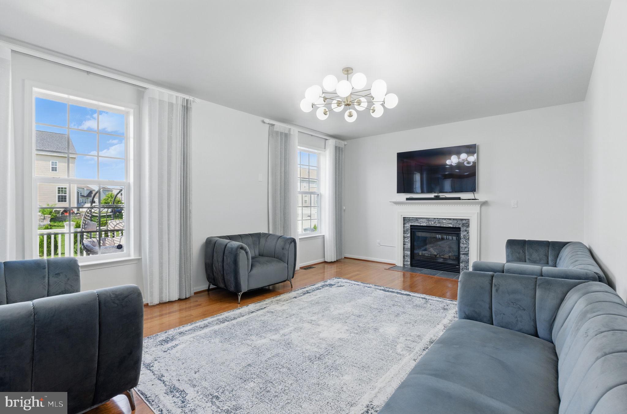 MAPLE VALLEY ESTATES - Residential