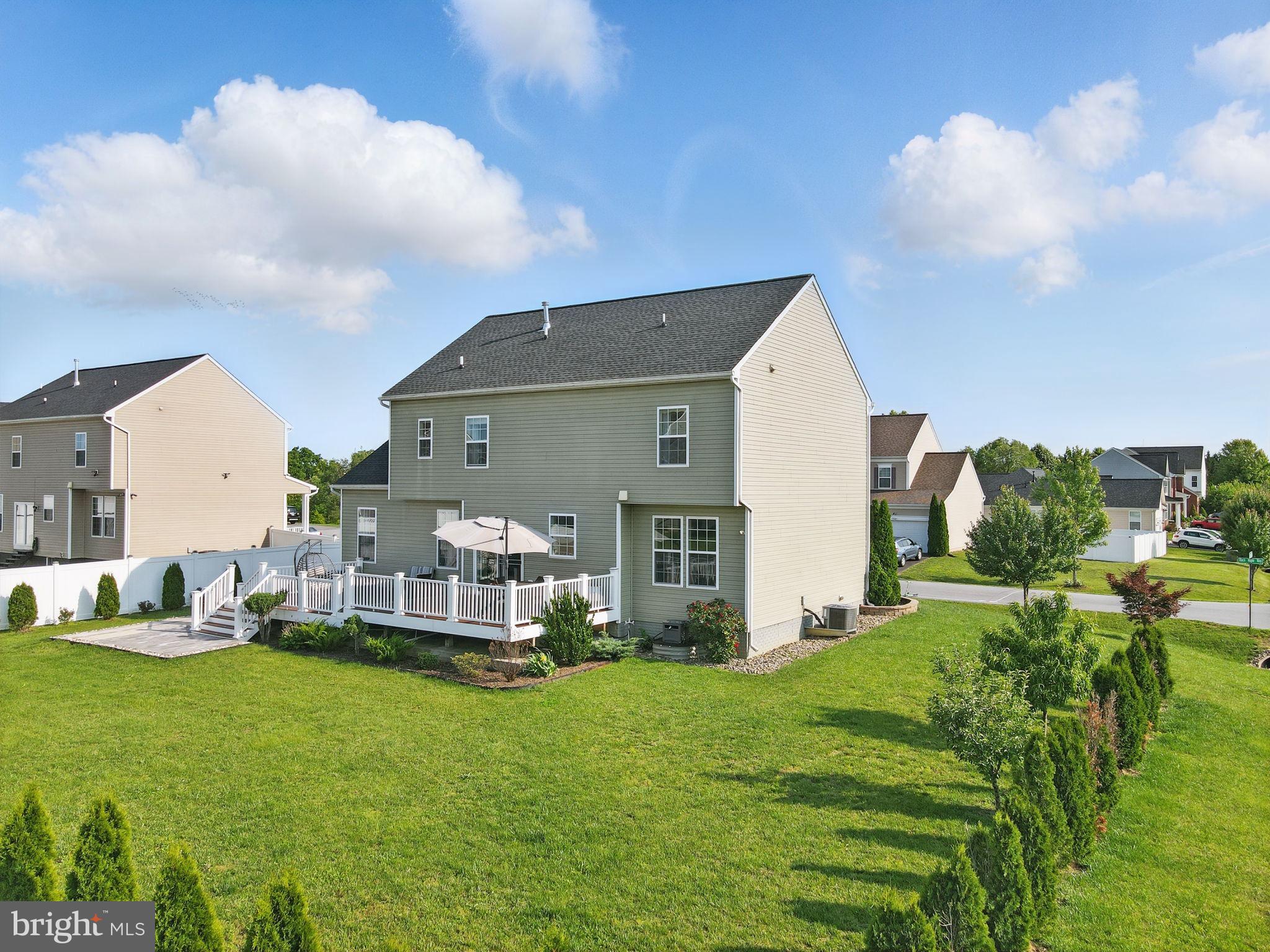 MAPLE VALLEY ESTATES - Residential