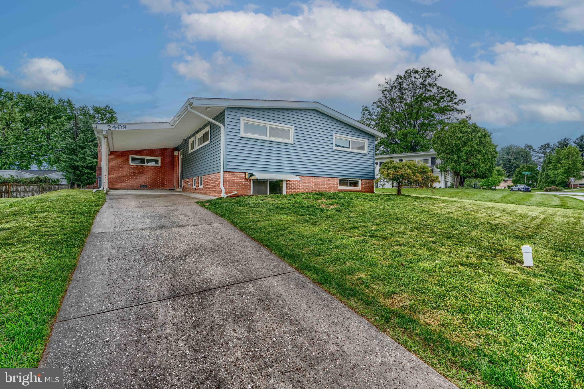 SUMMIT PARK - Residential