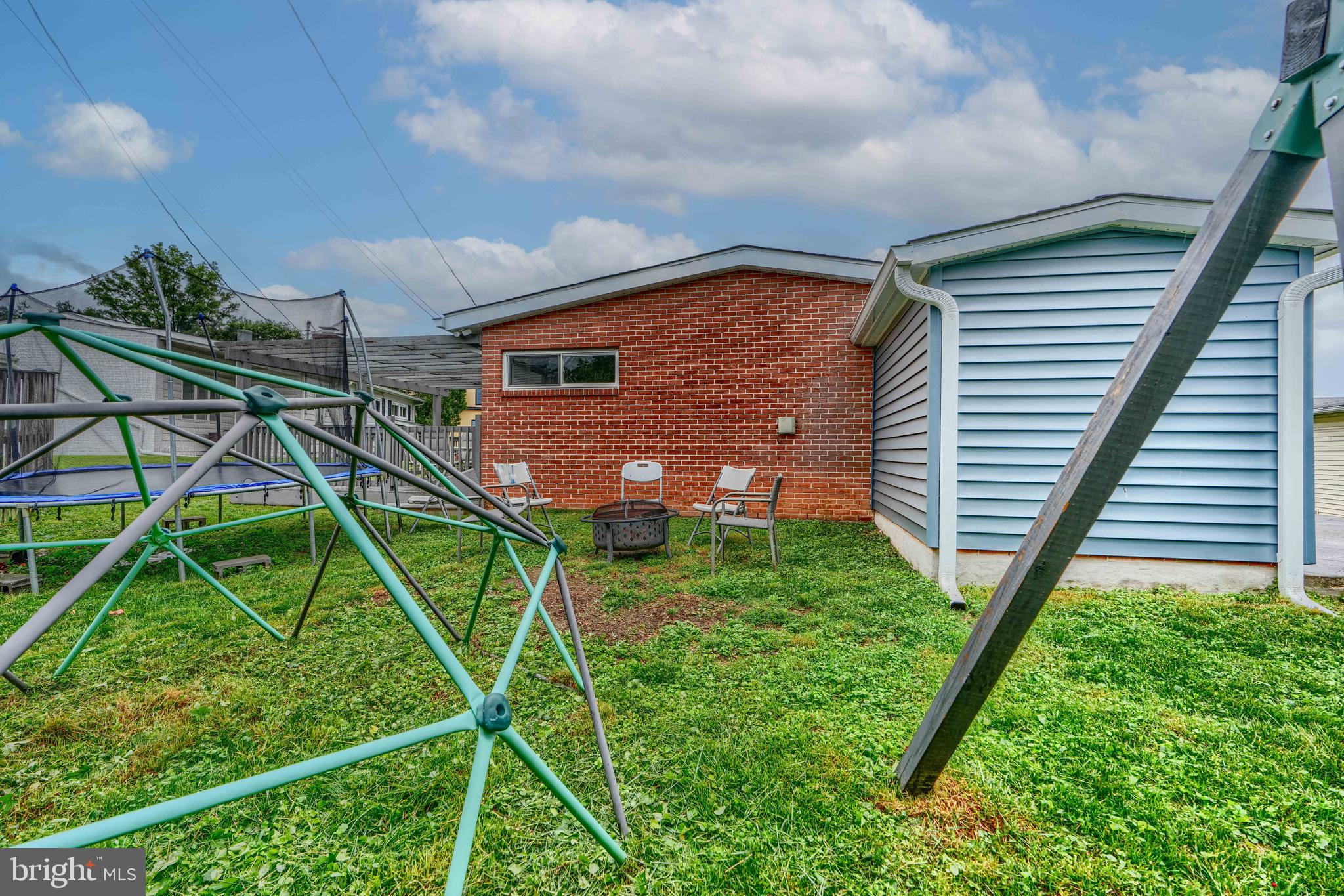 SUMMIT PARK - Residential