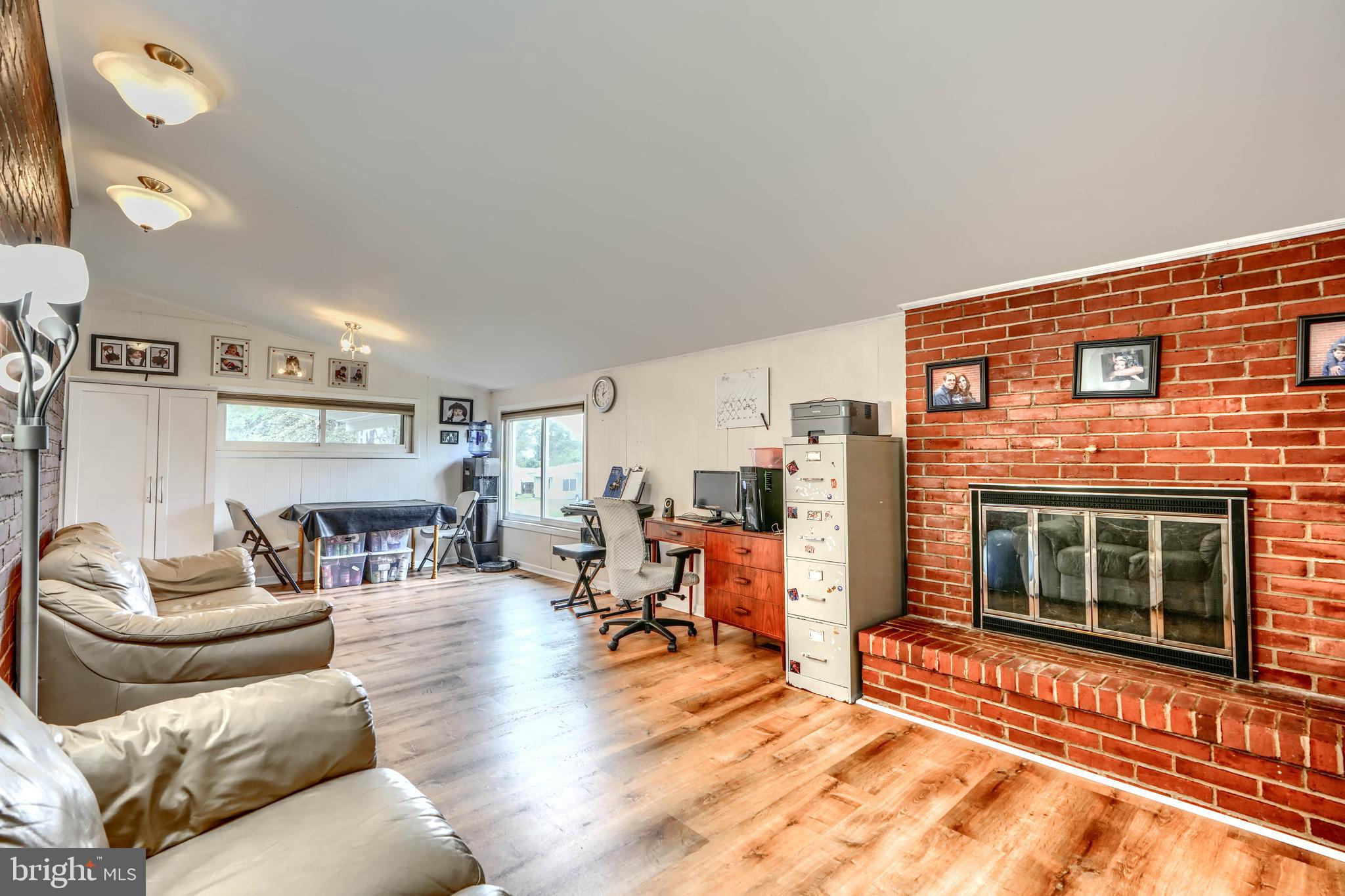 SUMMIT PARK - Residential