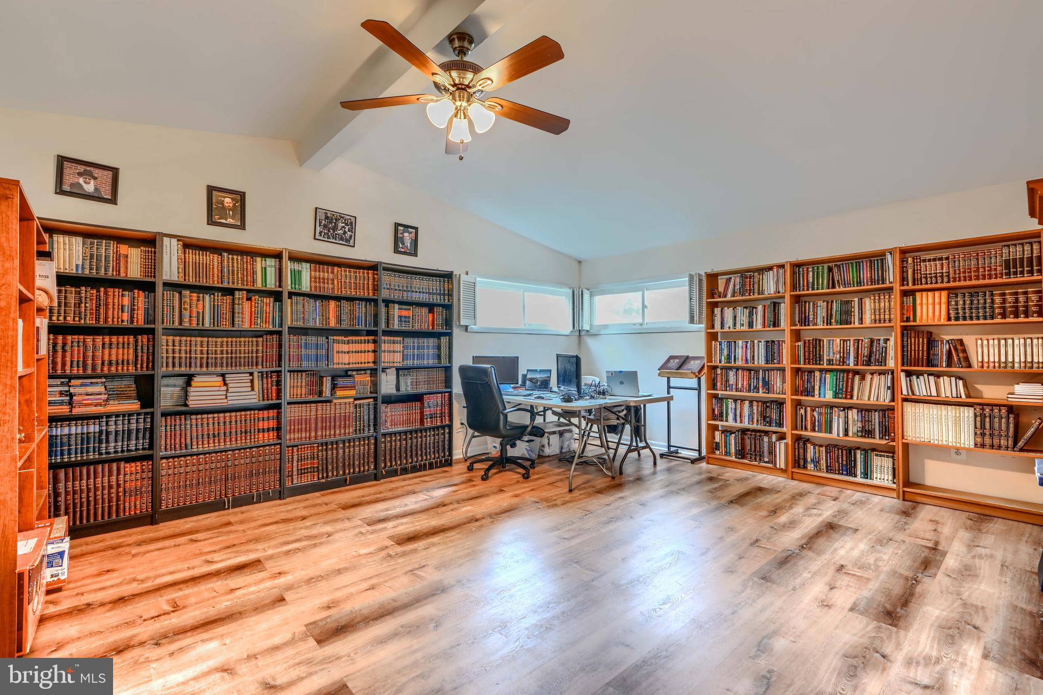 SUMMIT PARK - Residential