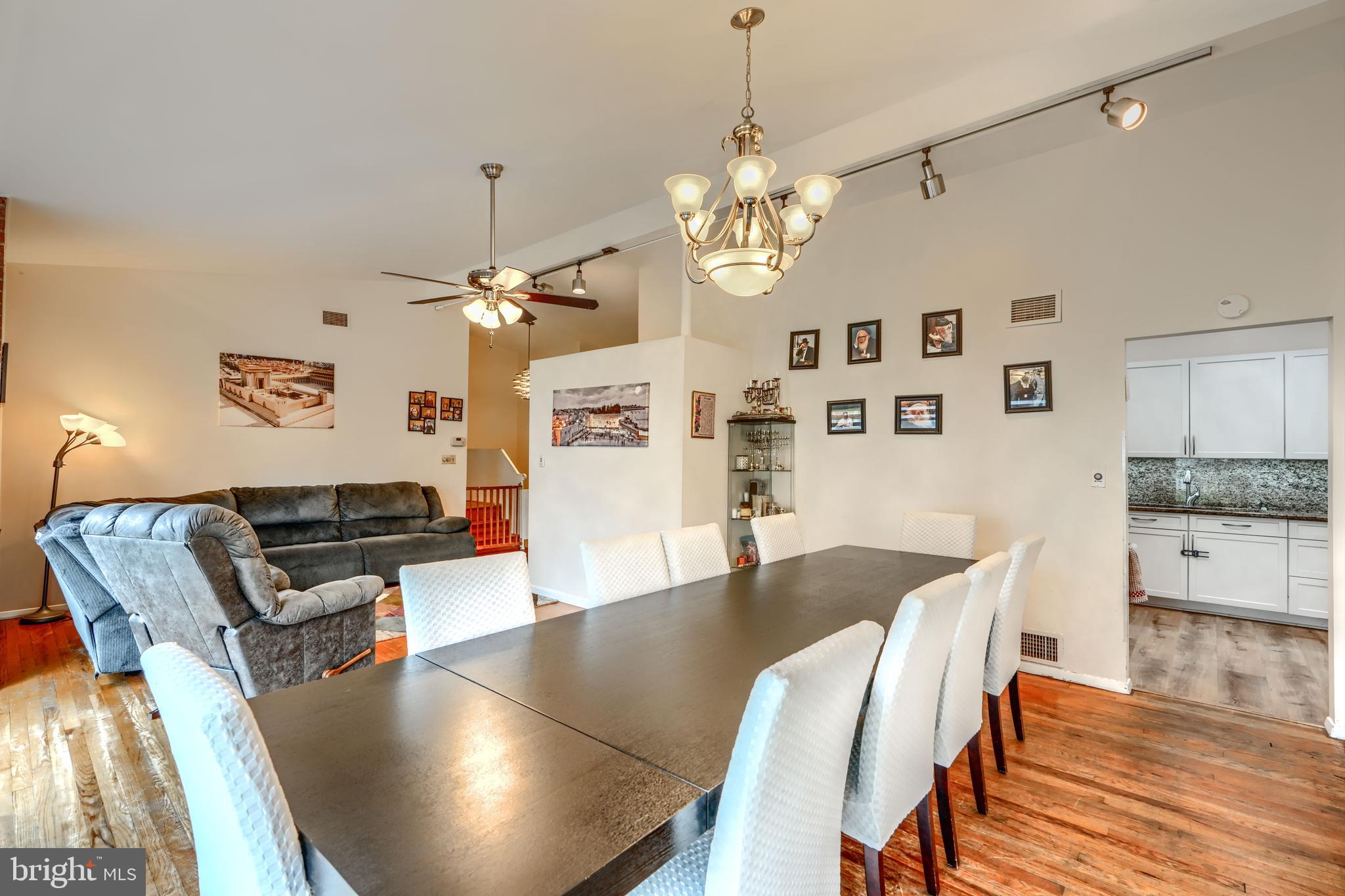 SUMMIT PARK - Residential