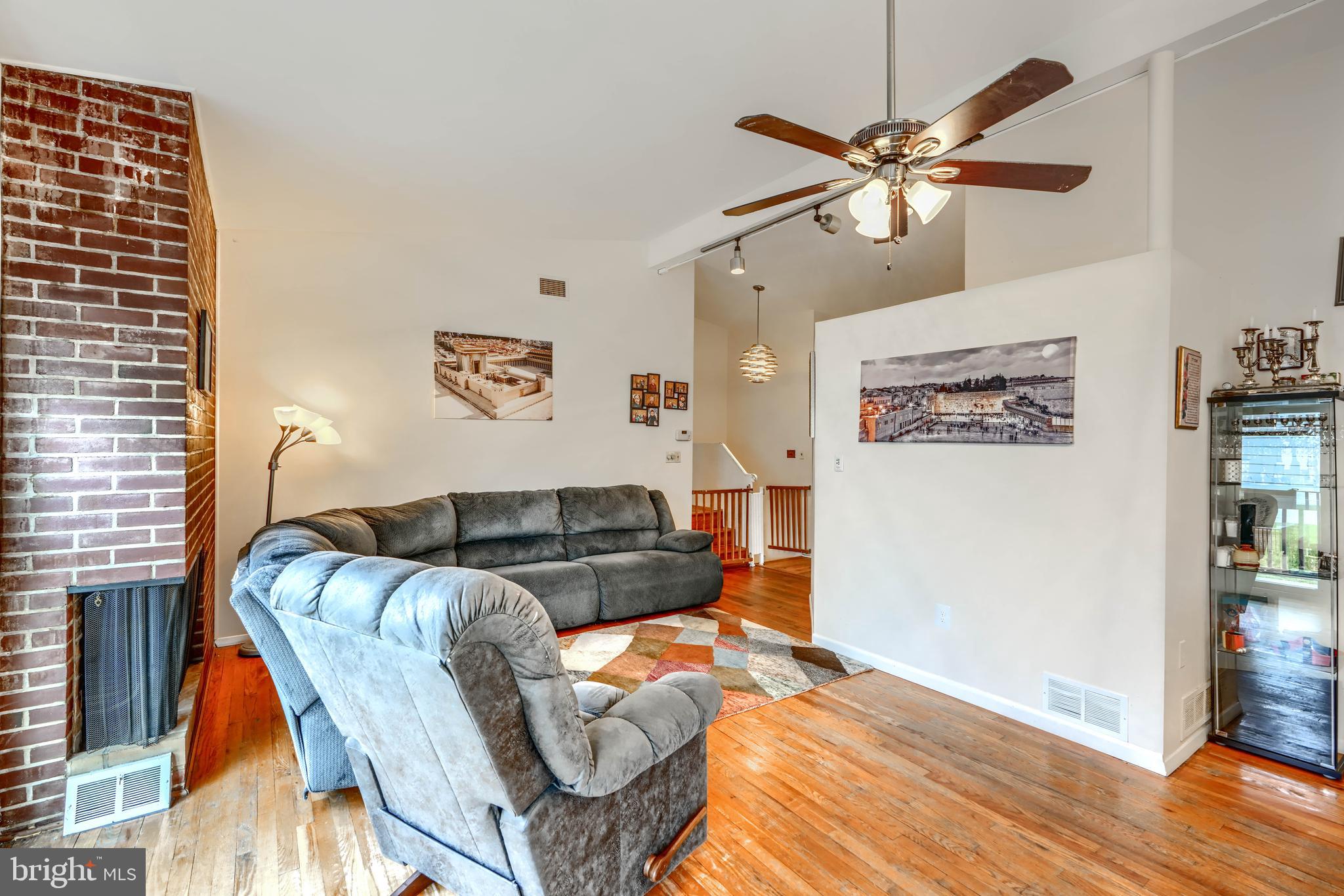 SUMMIT PARK - Residential