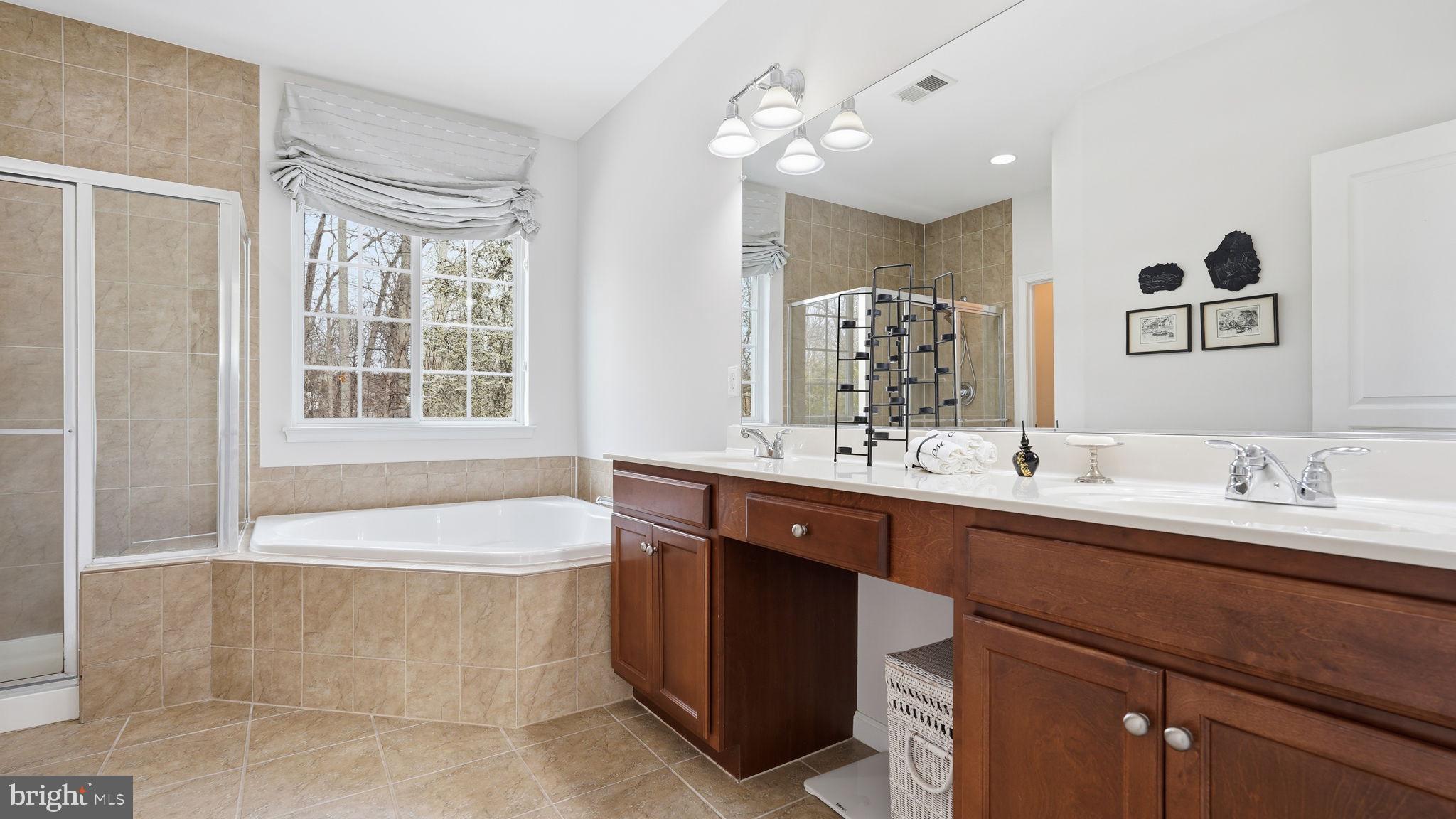 OCCOQUAN LANDING - Residential