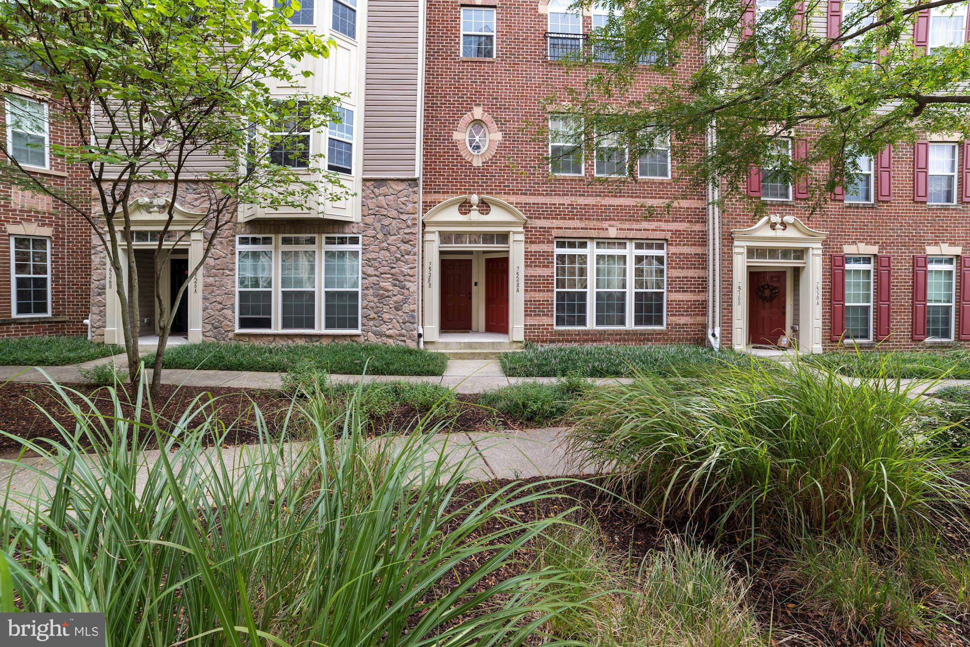 STONEY RUN VILLAGE - Residential