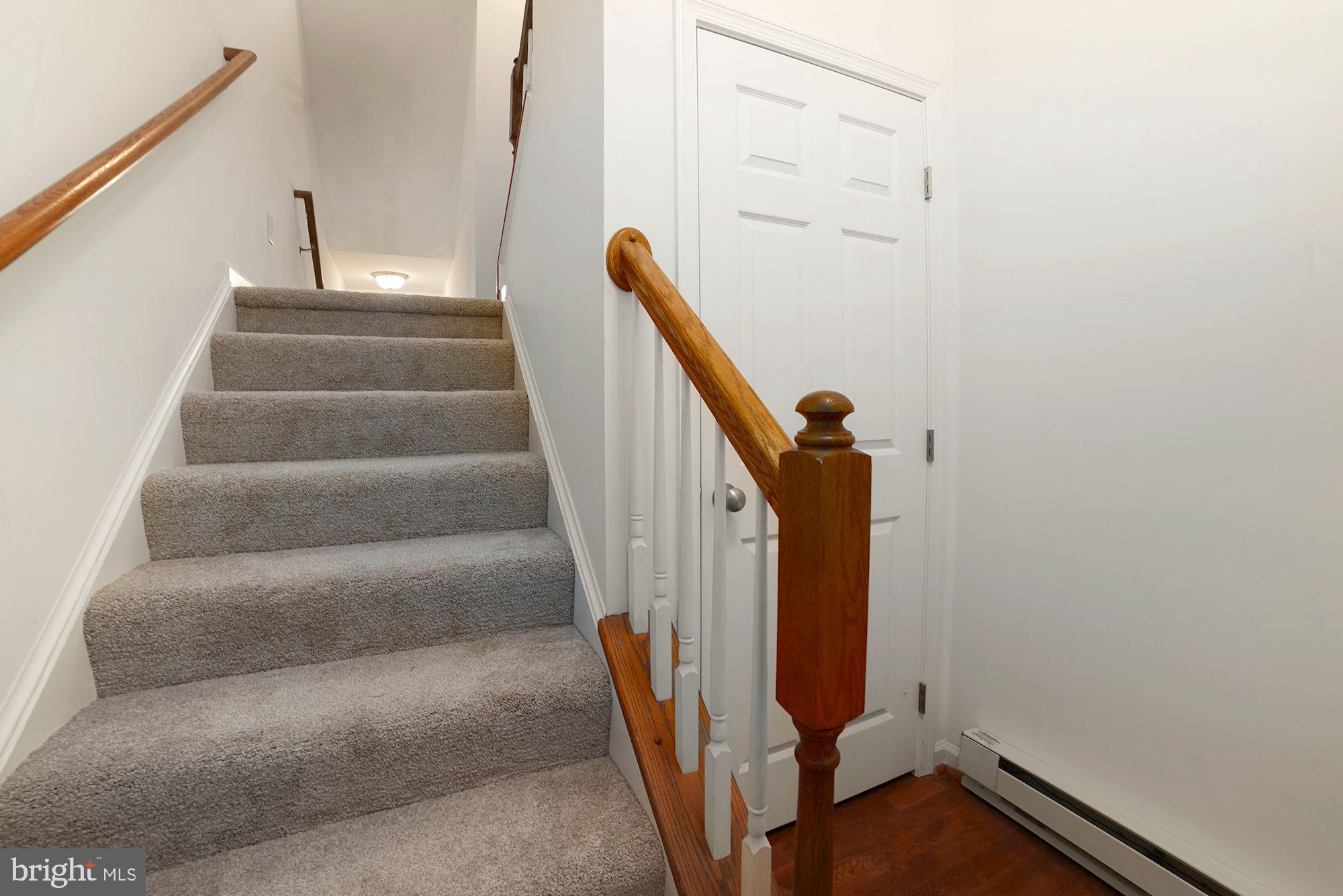 STONEY RUN VILLAGE - Residential