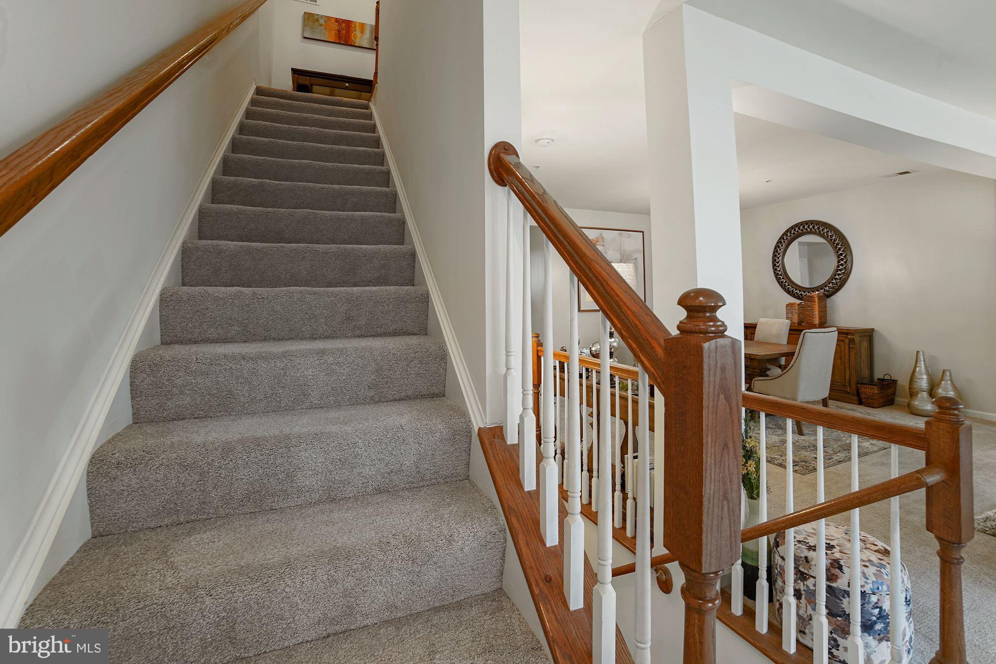 STONEY RUN VILLAGE - Residential