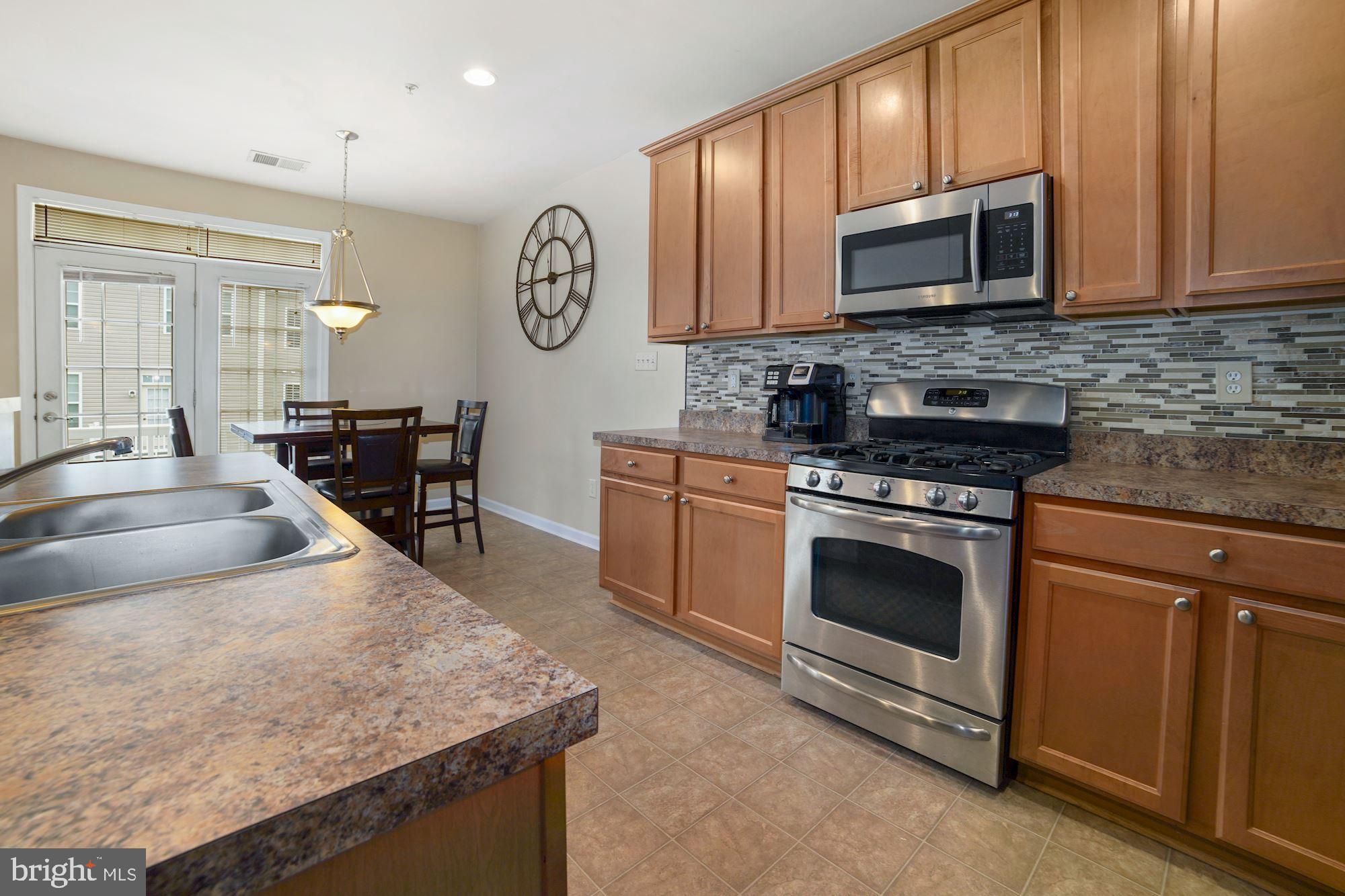 STONEY RUN VILLAGE - Residential