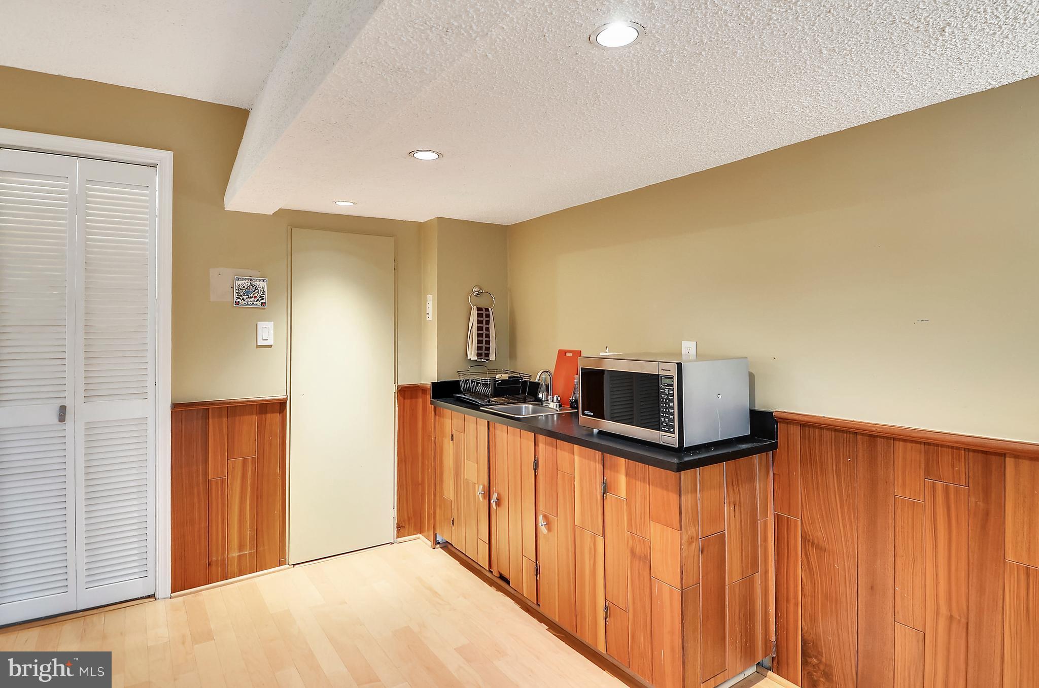 MCKENZIE LEWIS PROPERTY - Residential