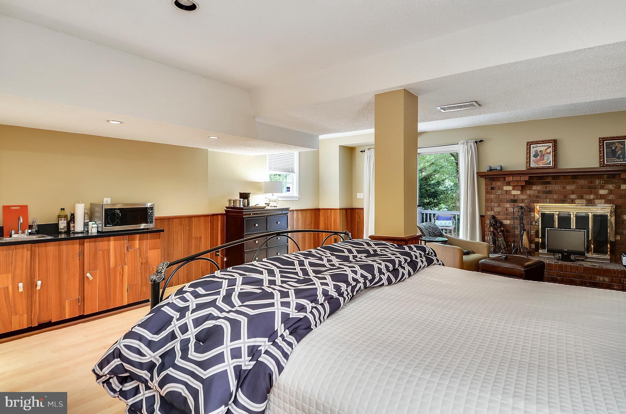 MCKENZIE LEWIS PROPERTY - Residential