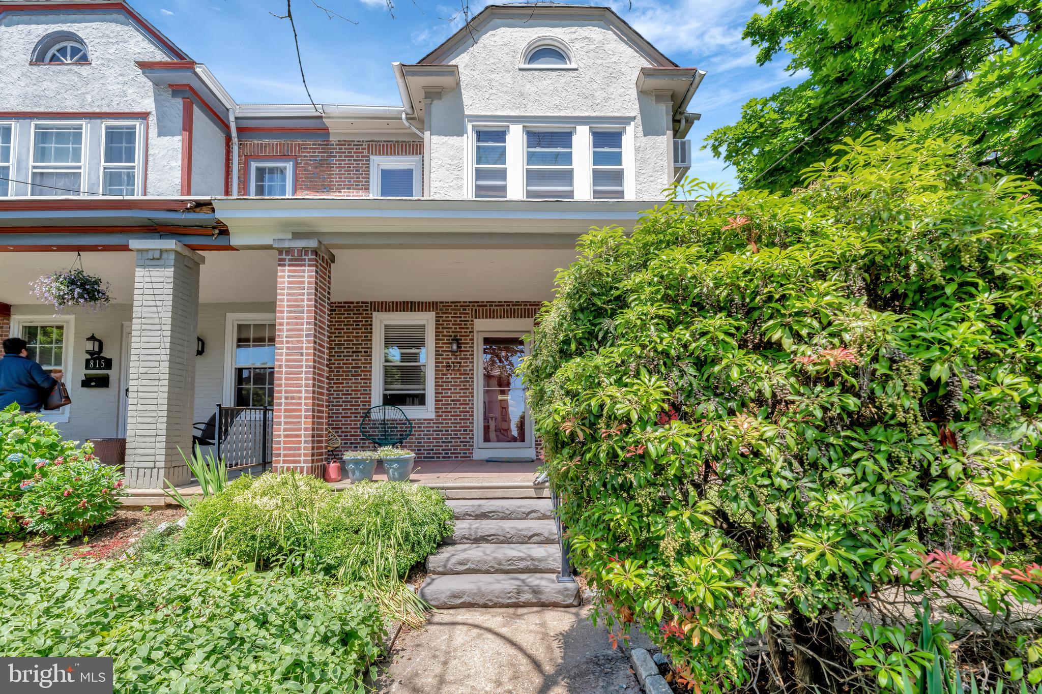 817 N HARRISON STREET