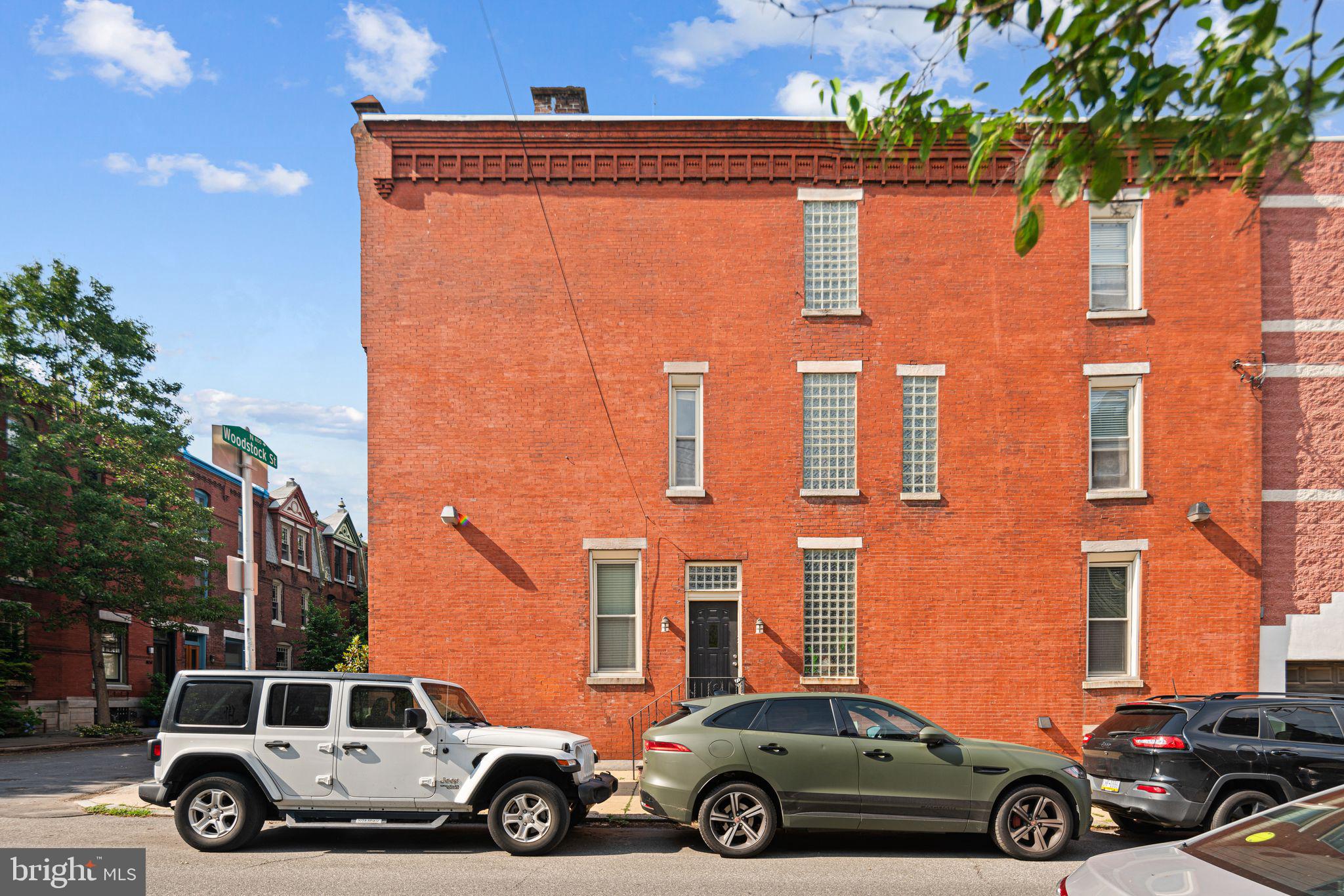 FAIRMOUNT - Residential Lease