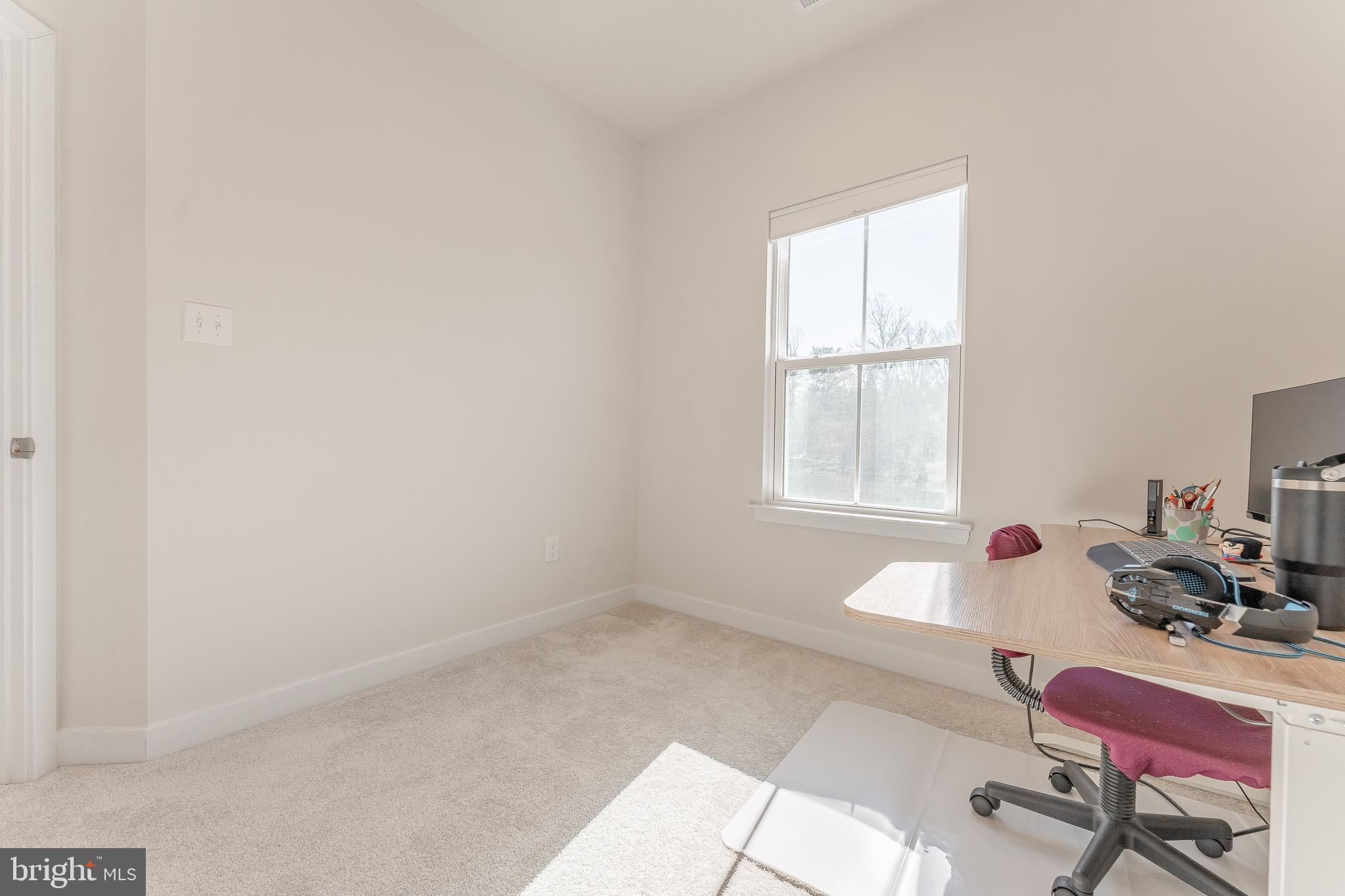 MAPLEVIEW - Residential Lease