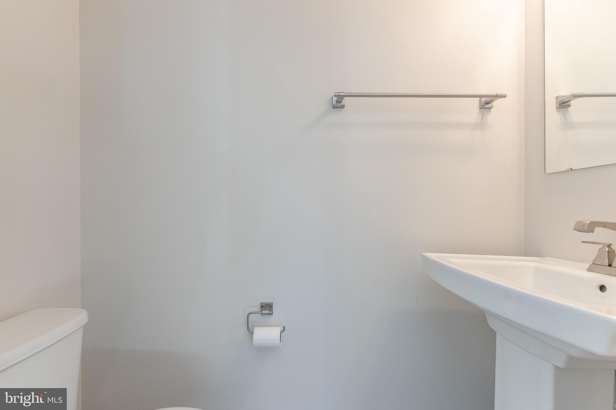 MAPLEVIEW - Residential Lease