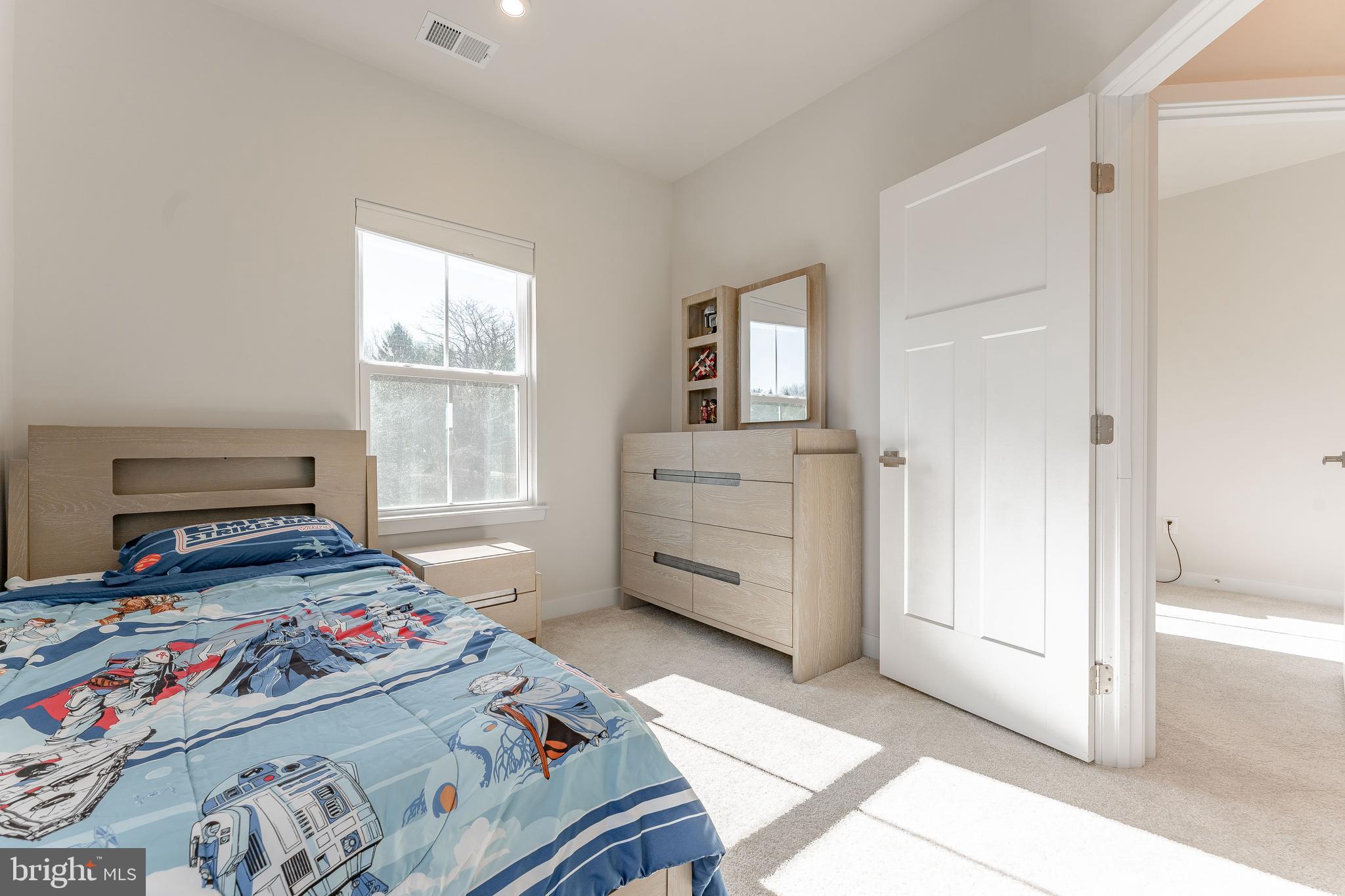 MAPLEVIEW - Residential Lease