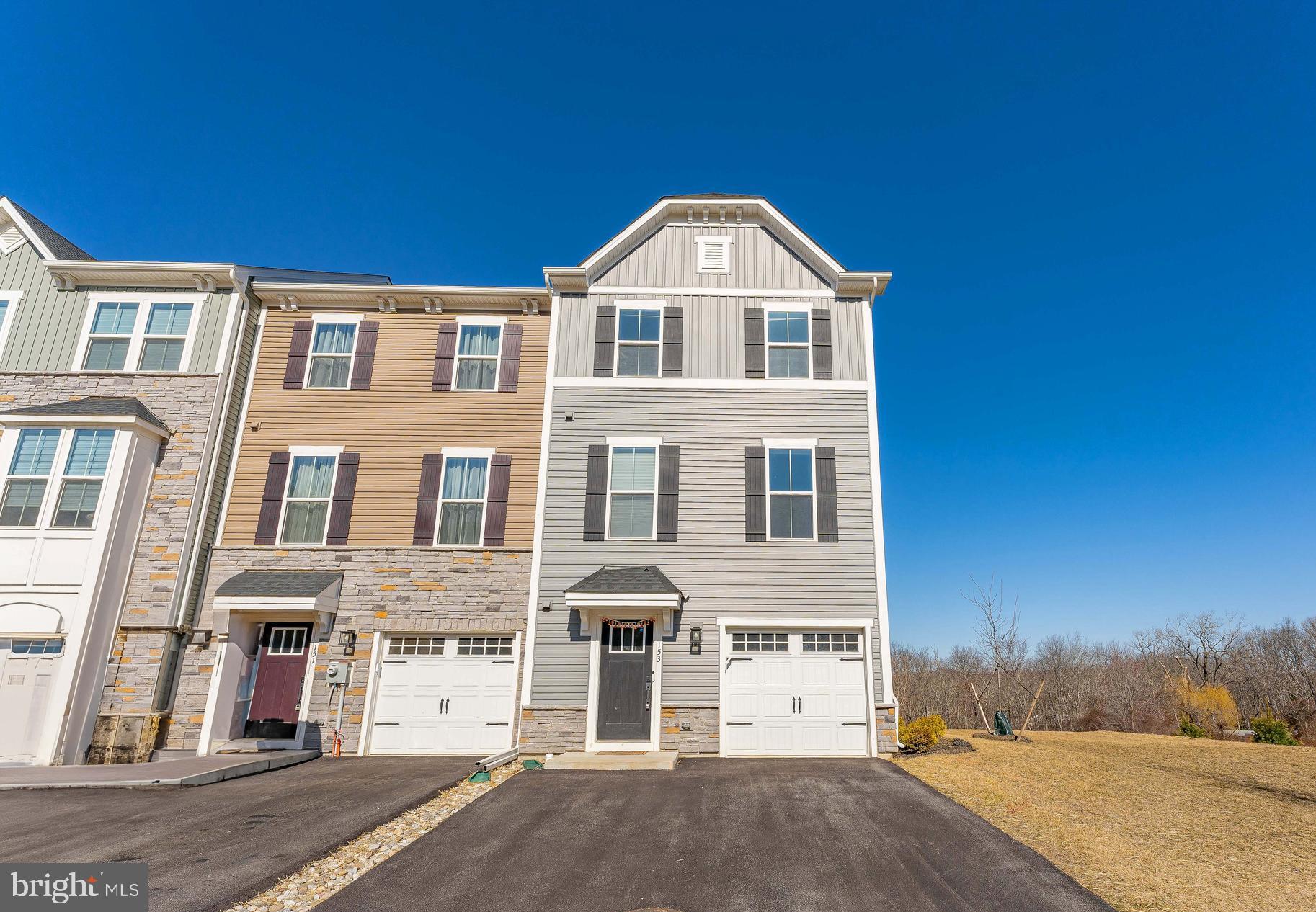 MAPLEVIEW - Residential Lease