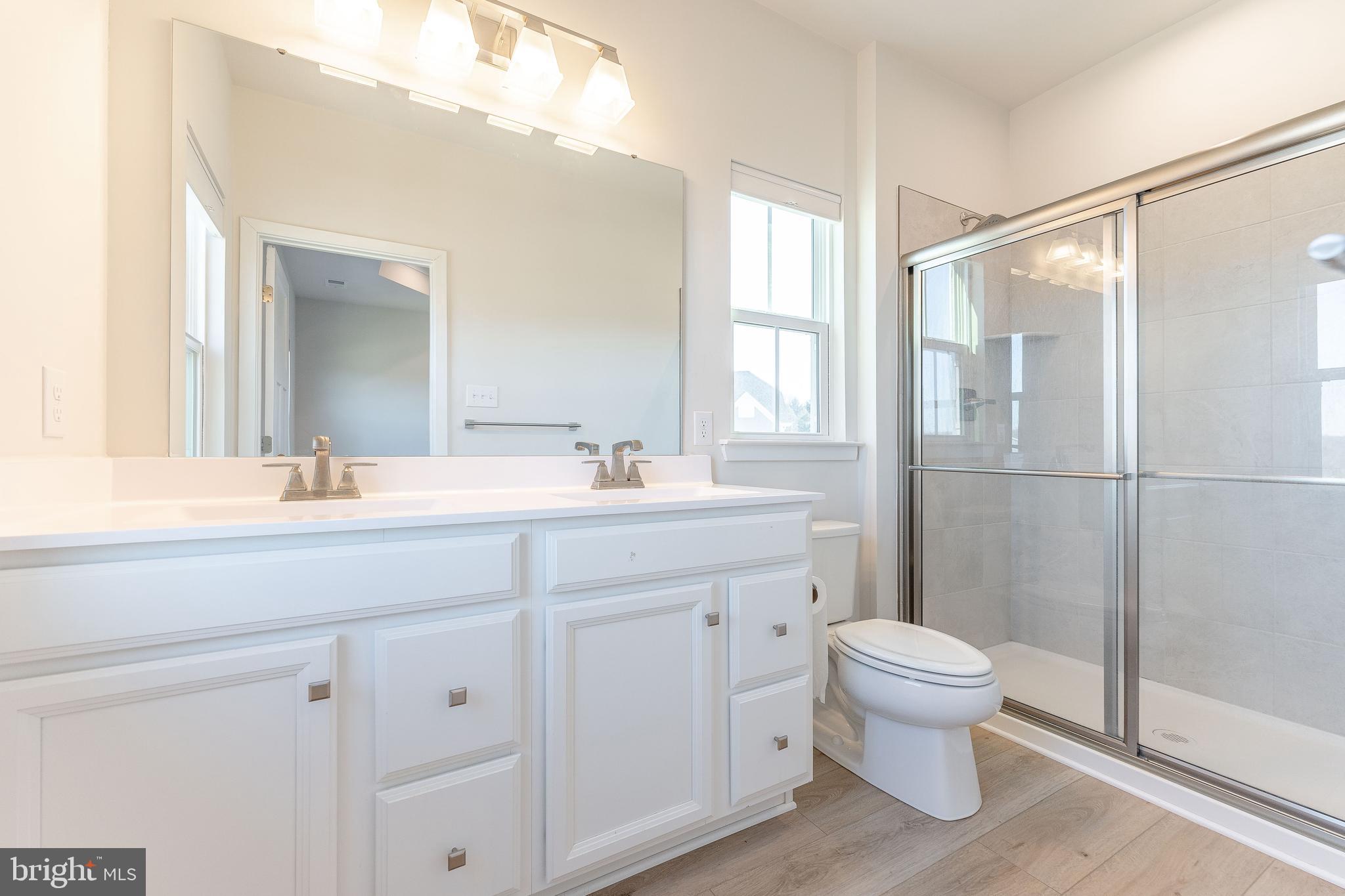 MAPLEVIEW - Residential Lease