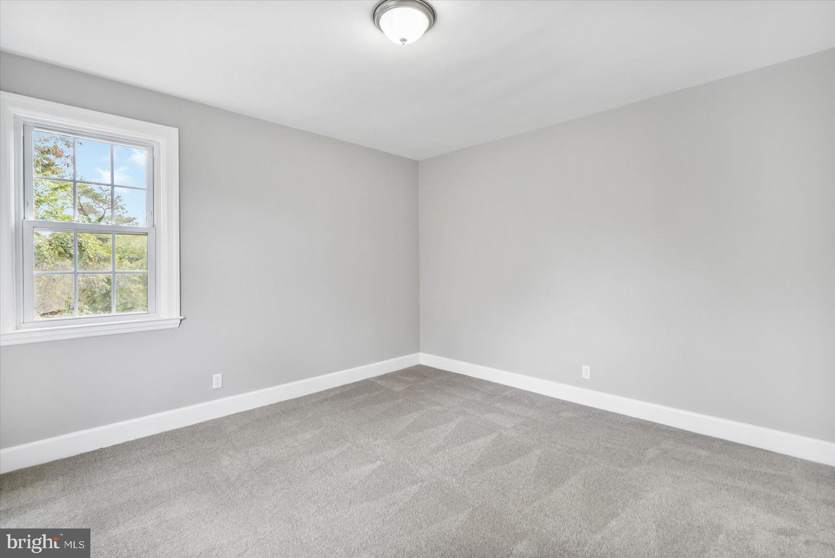 LOCH RAVEN - Residential